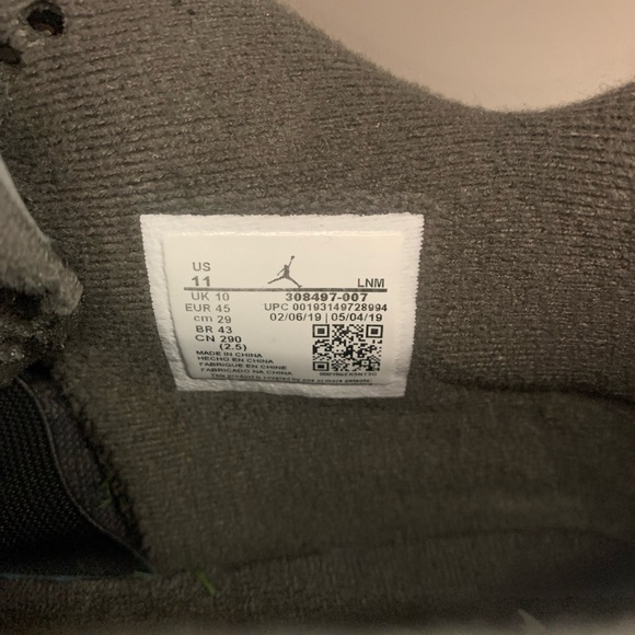 “Cool Grey” Jordan 4s (SOLD) - Picture 7 of 9